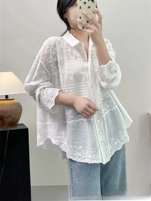 Ele Embroidered Hollow out Lace Patchwork Loose Women's irt Autumn New Sle Age-Defng Faionable Busin Sle