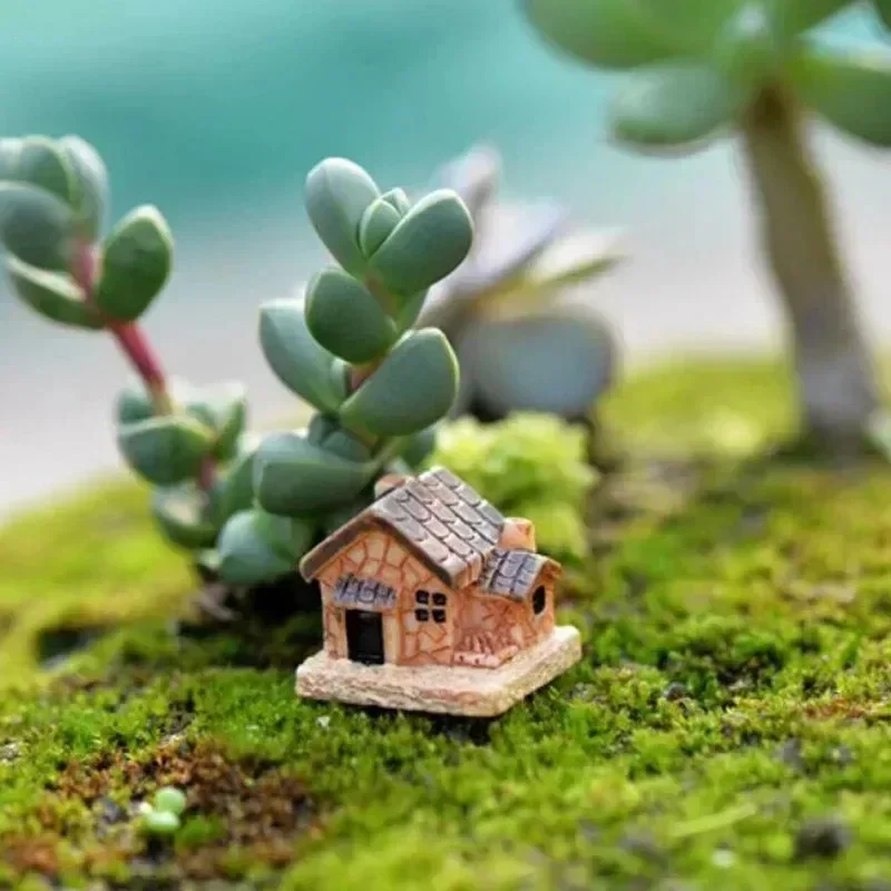 Home Table Small Crafts Mini Figurine Dollhouse Stone House Garden Ornament Micro Landscape Garden House Miniature Resin Supply