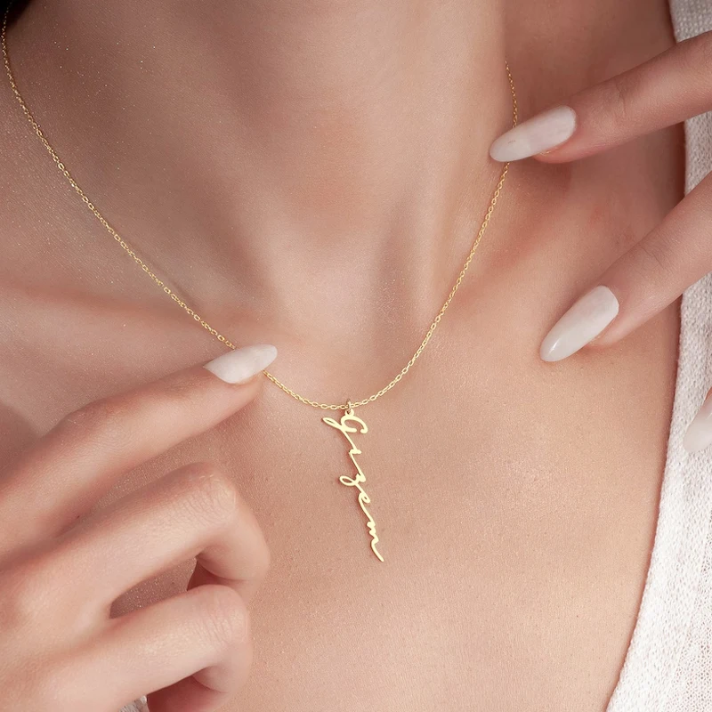 Collier en acier inoxydable avec nom personnalisé pour femme, tour de  - cadeau anniversaire