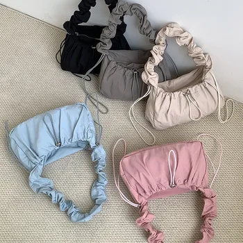 Borsa a tracolla pieghevole alla moda semplice Borsa a tracolla ascellare di design casual vintage da donna Nuove borse di lusso di alta qualità