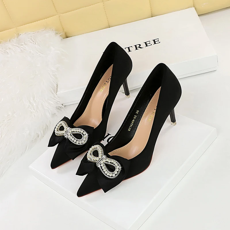 High Heels Shoes For Women Rhinestone Pearl Bow Italian Design Pointed Toe Women's Pumps Stiletto Party Shoes Genuine Leather