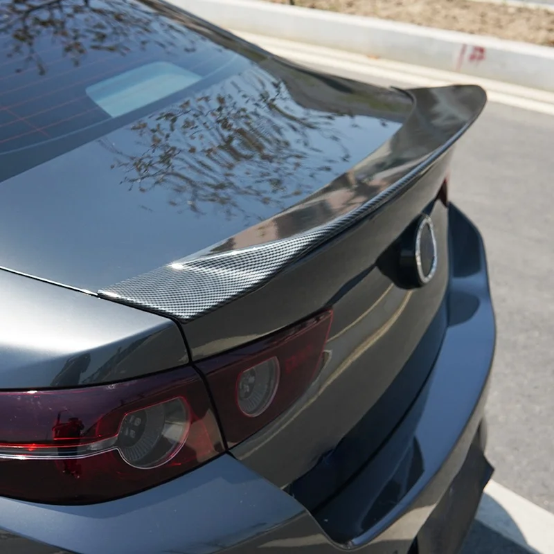 

Задний спойлер из углеродного волокна для Mazda 3 Axela Sedan 2020 2021 2022