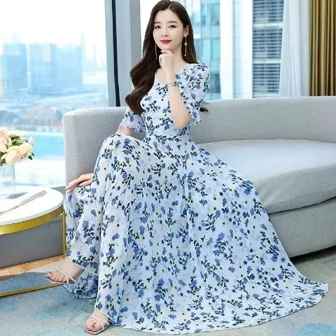 فستان أنيق برقبة على شكل حرف V وأكمام جرس وشد الخص...