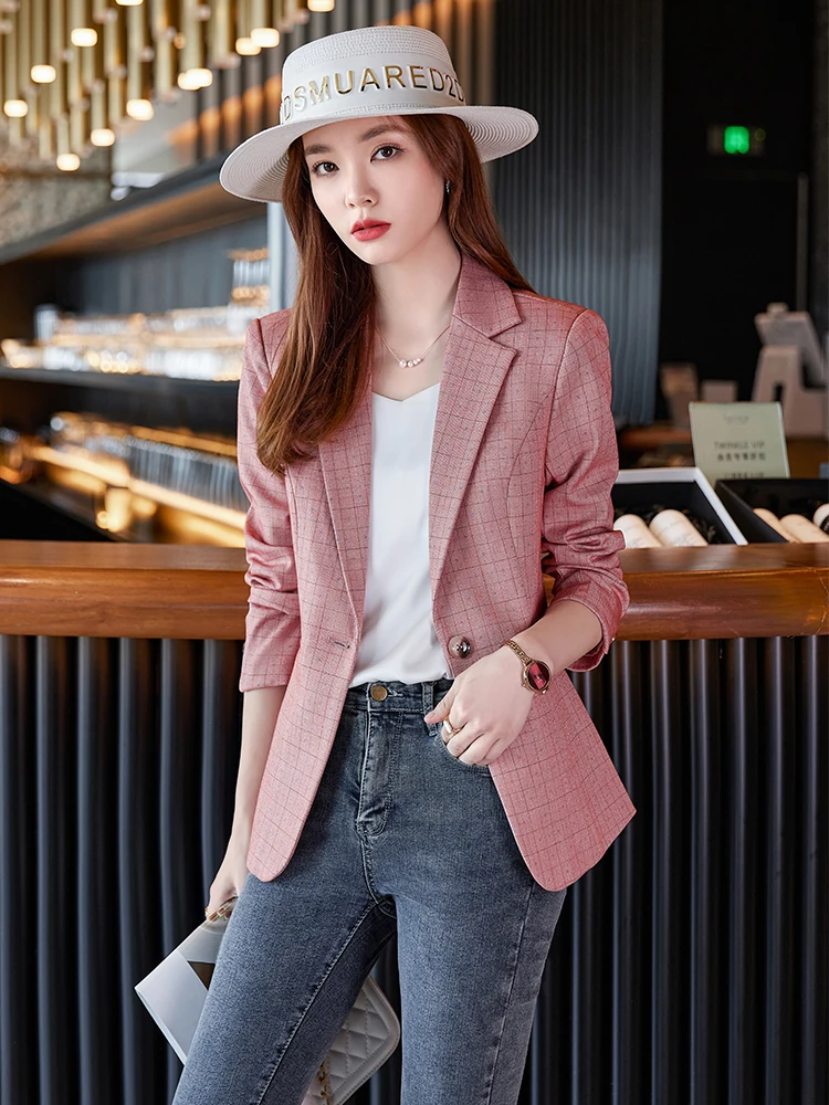 pink blazer women