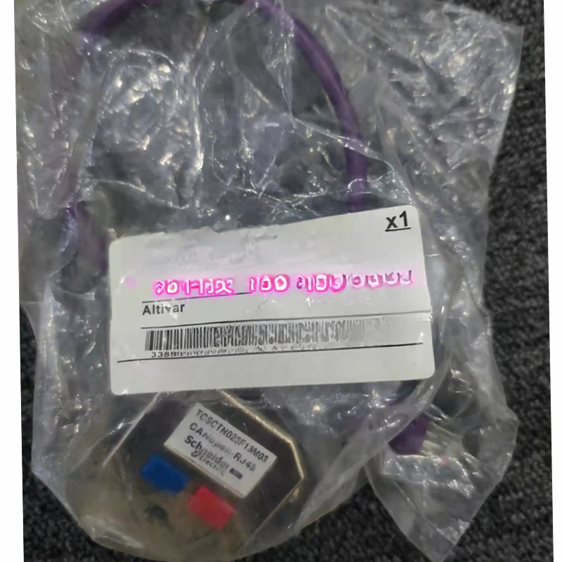 

TCSCTN023F13M03 CANopen TCSCAR013M120
