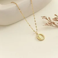 Mode européenne et américaine et magnifique collier creux de la vierge marie en Zircon coloré incrusté d'étoile du ciel pour femmes 2