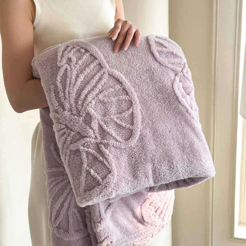 Coral Fleece Fabric Autumn Blanket with Exquisite 3D Butterflys Soft Comfortable Warm Winter Sofa Blankets Four Seasons Blanket