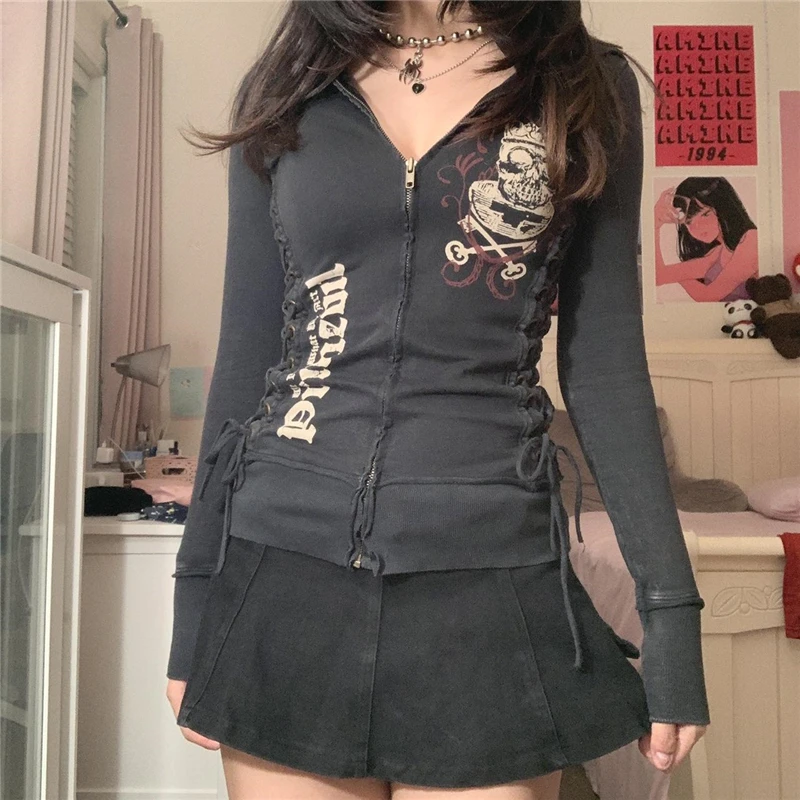 Felpa Corta Donna Y2K, Slim Fit Con Patchwork In Pizzo E Stampa Grafica, Maniche Lunghe, Girocollo, Stile Grunge E Streetwear, Autunno/inverno