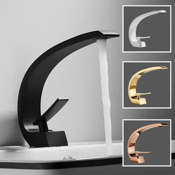 ก๊อกน้ําห้องน้ํา Rose Gold สีขาวห้องน้ําอ่างล้างหน้าก๊อกน้ําร้อนเย็น Mixer Sink Tap Deck ติดตั้งสีดํา Tap 1