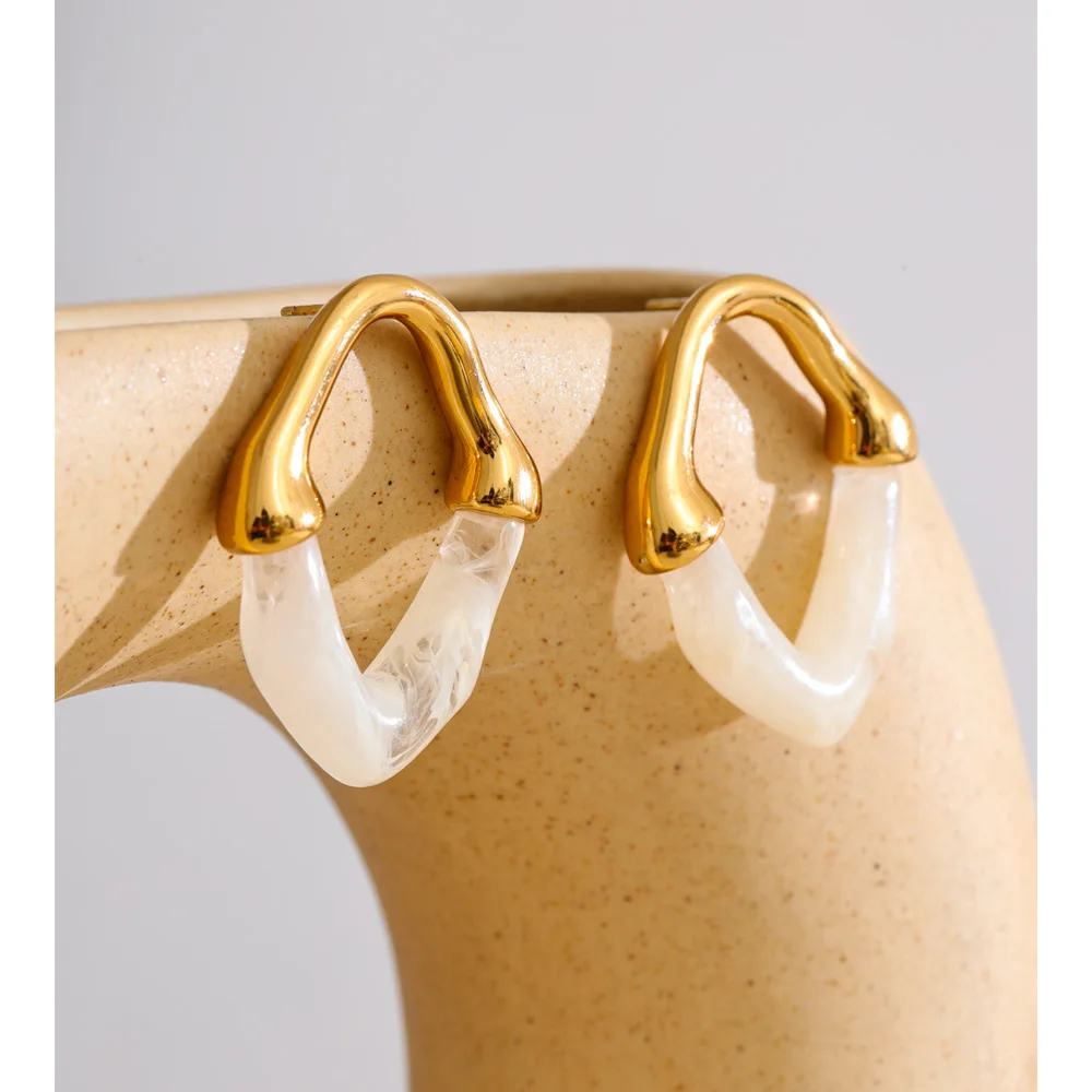 Yhpup Resin Geometric Hollow Stud Earrings