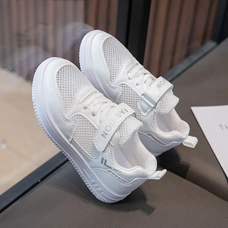 

Soft soled children's breathable small white shoes boys' casual board shoes, white sports shoes students' mesh shoes