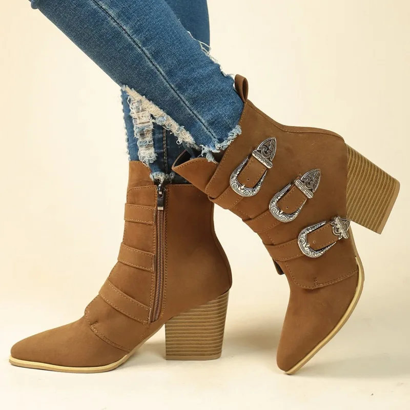 

Женские ботинки с металлическим украшением, модные современные ботинки на молнии сбоку, привлекательные ботильоны с острым носком, 2023