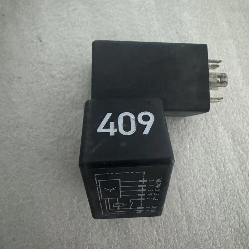 original 409 car fuel Oil pump relay 1J0 906 383C