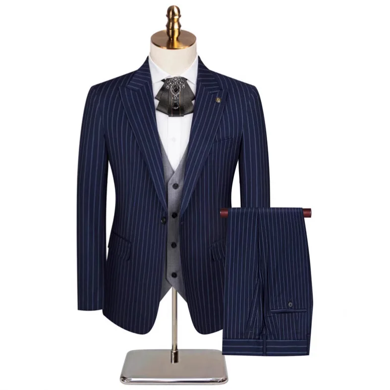 Men's Classic Formal Pinstripe Tuxedos Suits 3 Pieces Slim Fit Blazer Peak Lapel Two Button Groomsmen Wedding Dress Business