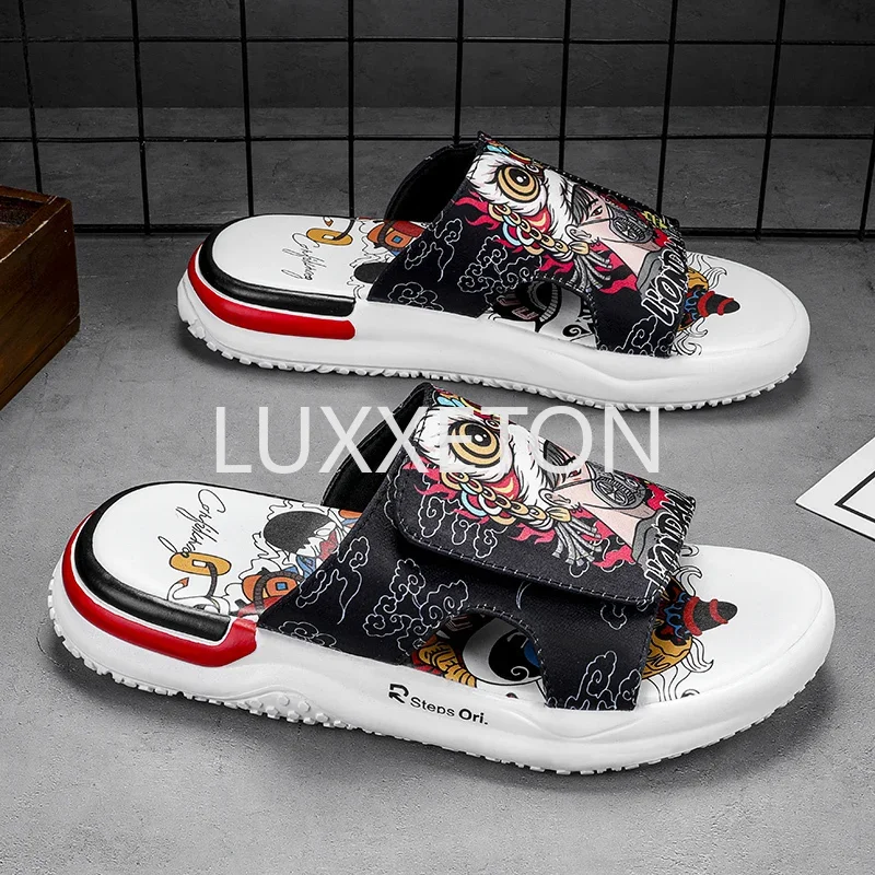 Indoor and outdoor waterproof sandals spring and summer men's new cool beach slippers fashionable ethnic style totem soft sole