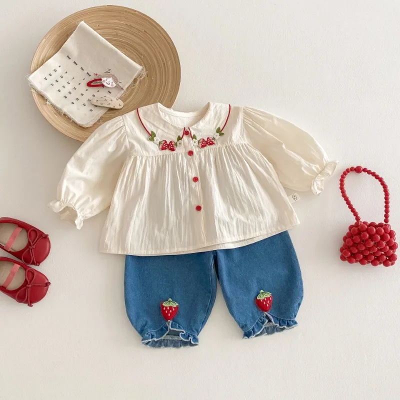 Description Picture 4 of itemGirls Fashion Shirt 2025 New Spring Baby Korean Long Sleeve Shirt Children Spring Strawberry Peter Pan Collar Top