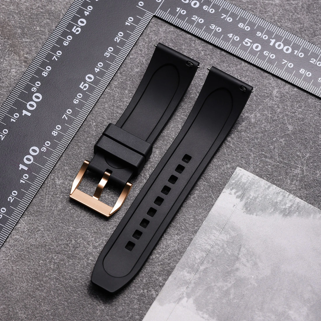 Versatile Quick Release Rubber Watch Strap - Premium Smart Watch Band Accessory