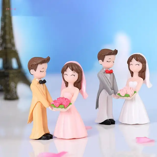 51BA Couple Doll Craft Decorative Small Ornaments Handicraft Plastic Decorations for Ceremony Reception Bar Photo Booth 4