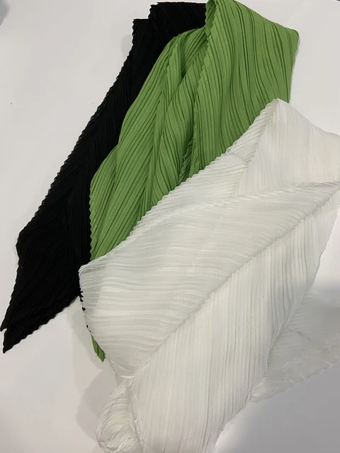 Miyake plissé femmes écharpe châle tissu mode coréenne mince crème solaire écharpe Foulard Femme Luxe Marque Hijabs pour Femme 4 Miyake plissé femmes écharpe châle tissu mode coréenne mince crème solaire écharpe Foulard Femme Luxe Marque Hijabs pour Femme 4