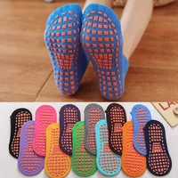 Chaussettes antidérapantes pour enfants et adultes, chaussettes de Trampoline Parent-enfant, chaussettes en coton élastiques, sport pour garçons et filles, chaussettes d'extérieur pour enfants 1
