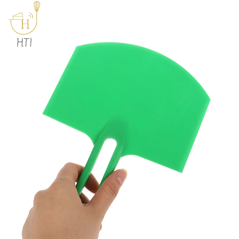 Curved Plastic Putty Knife Flexible Paint Scraper Tool For Decal Patching Drywall Patch Repair Parts Home Improvement