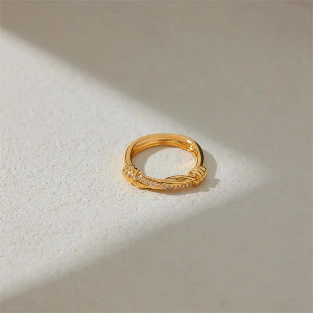18K Gold Plated Zircon Wedding Ring for Women Twist Bilayer Circle Minimalist Waterproof Elegant Bride Jewelry Accessories New