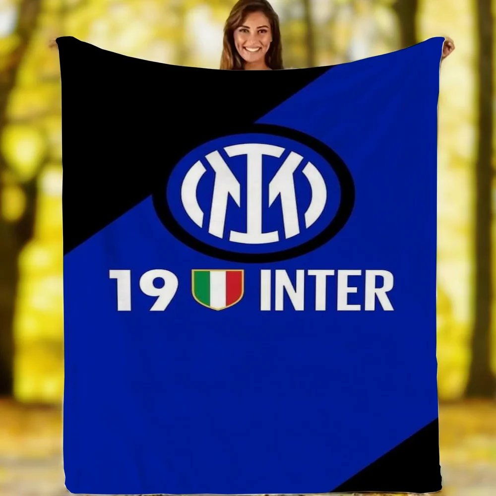 Picnic Throw Blanket Luxury Blankets Inter Milan FC Logo Warm Blankets for Cold Fluffy Plaid Interior for Home Cobija Sofa Knee 3