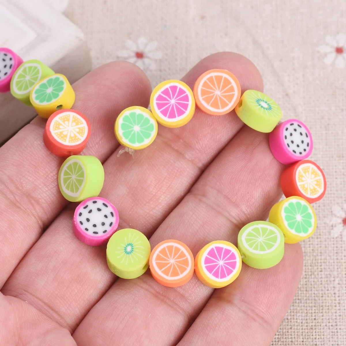 30pcs 과일 레몬 슬라이스 칩 10mm 플랫 라운드 수제 폴리머 클레이 루즈 비즈 쥬얼리 만들기 DIY 팔찌 귀걸이 만들기