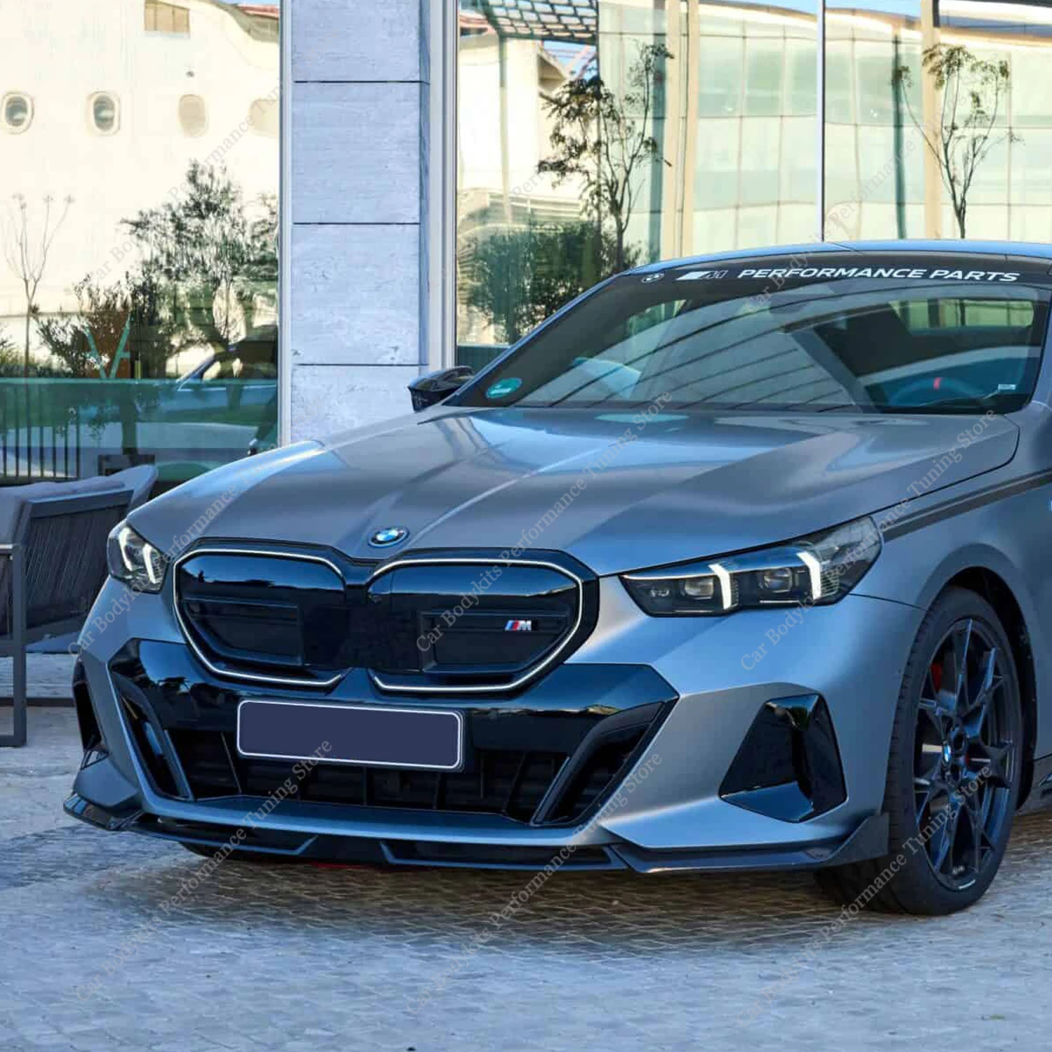 Фото Сплиттер-диффузор для переднего бампера Bmw G60 G61 M 5 Series 520d 530e 550e i5 M60 2023 2024 №2