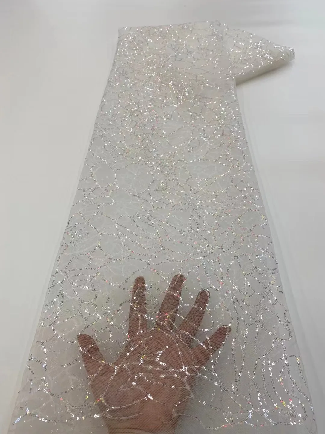 

African Hot Sale Pure White Tulle Fabric 2022 High Quality Nigerian Sequins Lace Fabric French Fabric For Wedding Evening Dress