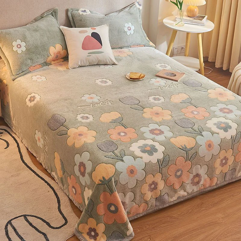 Velvet Bed Sheet Cartoon Bear Thickened Winter Warm Blanket Version Bed Cover Queen King Bedspread Home Decor Coverlid 6