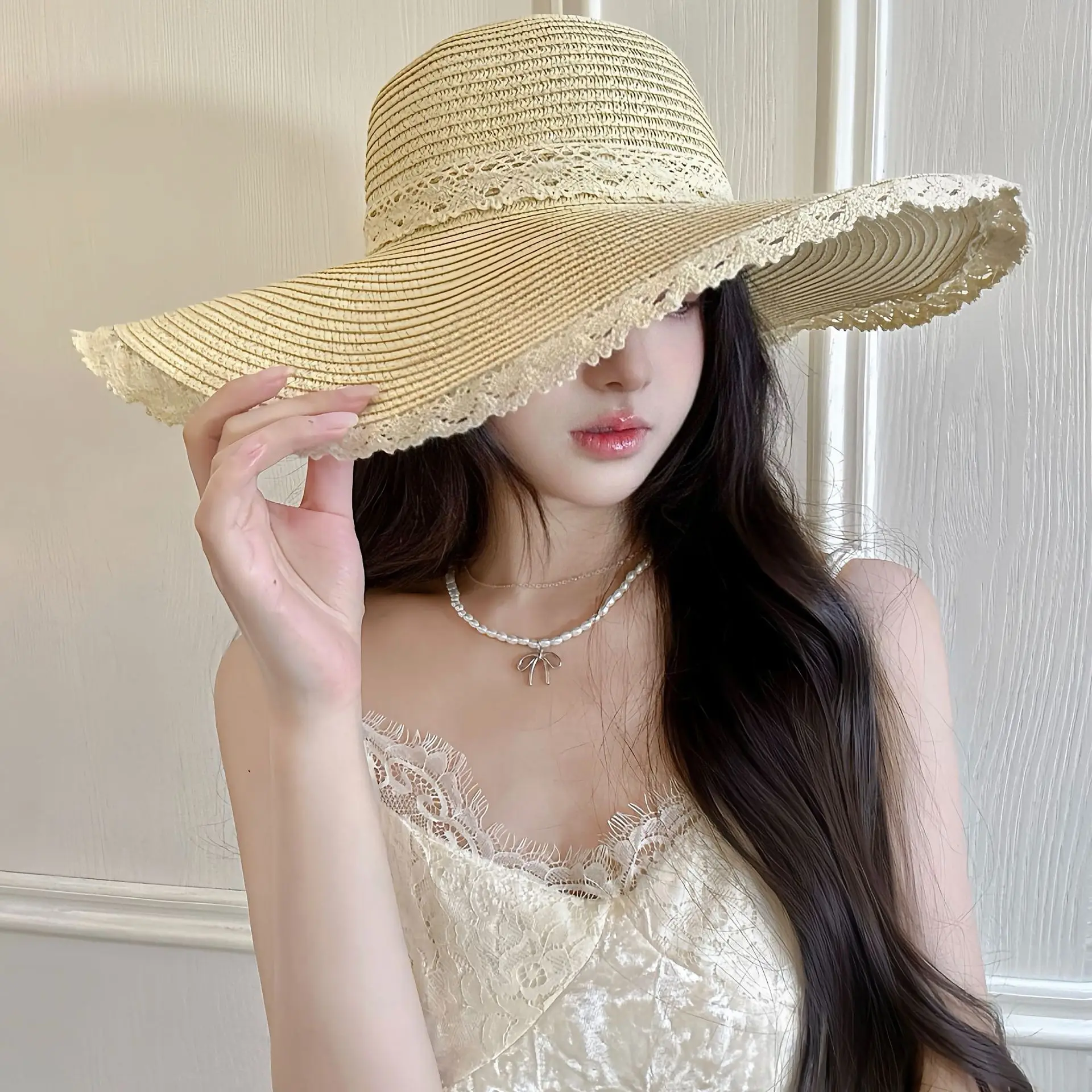 Summer Foldable Lace Edge Straw Hat for Women's Handwoven Cute Bow Sunshade Hat for Vacation Beach Hat