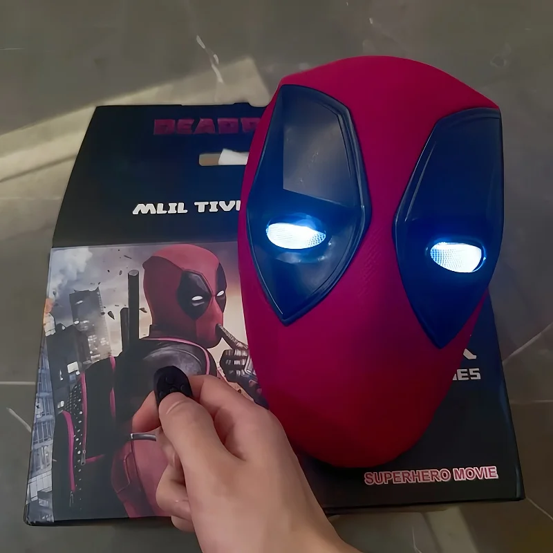 Deadpool Cosplay Electric Headset – Marvel Hero Remote Control Blink Mask
