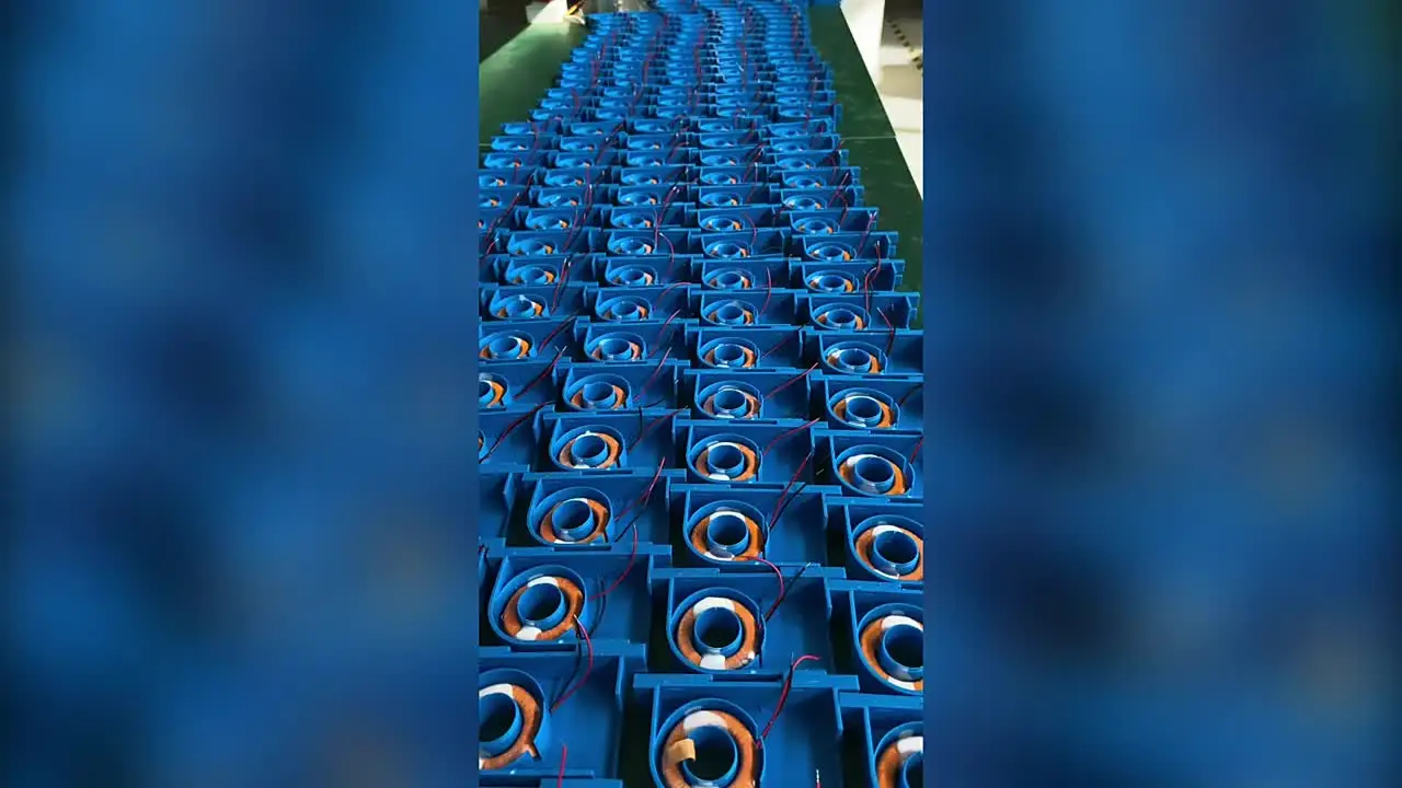 Передатчик тока переменного и постоянного на DIN-рейку 0-100A 0-500A Закрытая петля AC DC