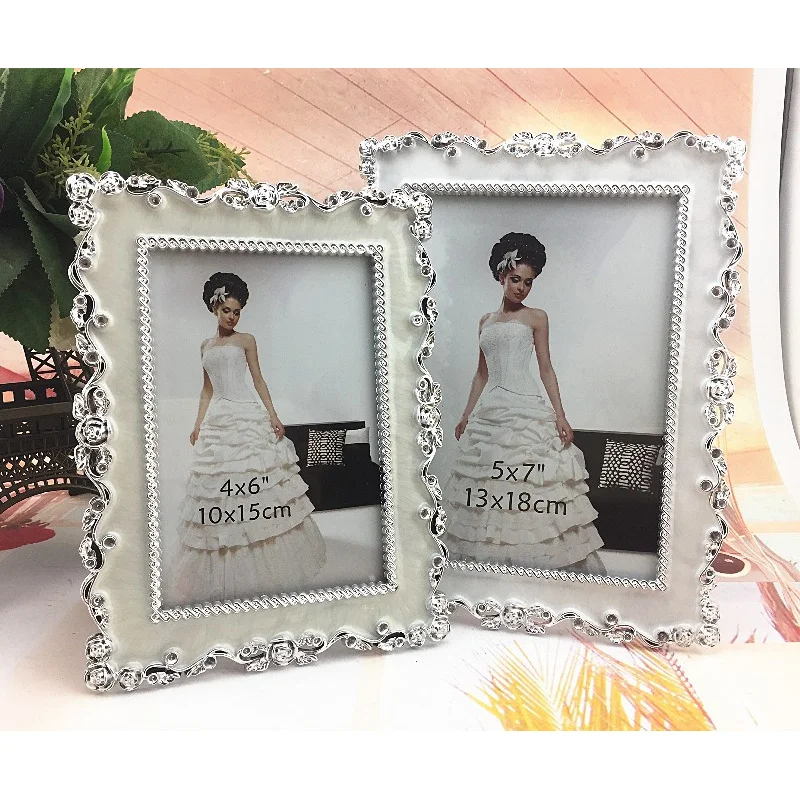 European Retro Simple Wedding Photo Frame High-Grade Resin Stand Epoxy