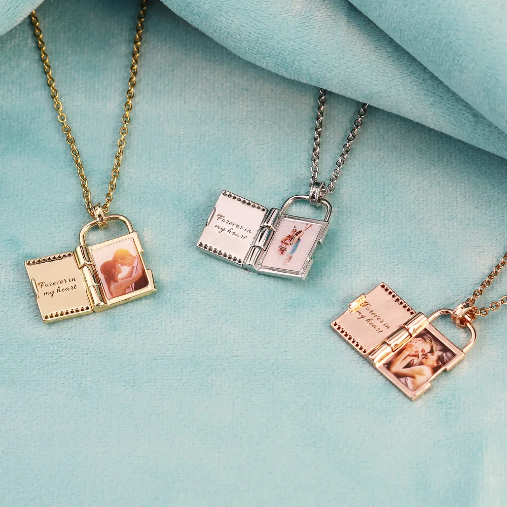 

Personalized Photo Necklace Heart Locket With Pictures Engraved Message Custom Name Chain Necklace Jewelry Couple Lover Gifts