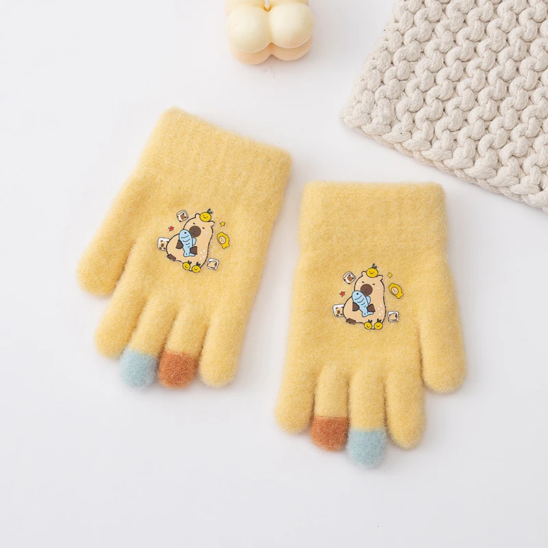 2-5 Years Baby Girls Boys Gloves Winter Cute Cartoon Capybara Full Finger Mittens Children Outdoor Playing Warm Soft Kids Gloves