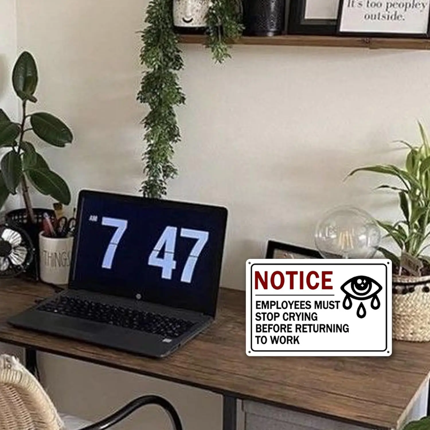 https://ae01.alicdn.com/kf/S1bca7ec9ed3b4f53840a627ac88cbc89N/Funny-Office-Signs-Office-Decor-For-Men-Funny-Desk-Accessories-For-Work-Metal-Tin-Signs-Employees.jpg