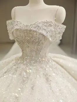 2025 Off-Shoulder French Wedding Gown for Brides Petite Sizes Main Fabric New Model Elegant Wedding Dress 1