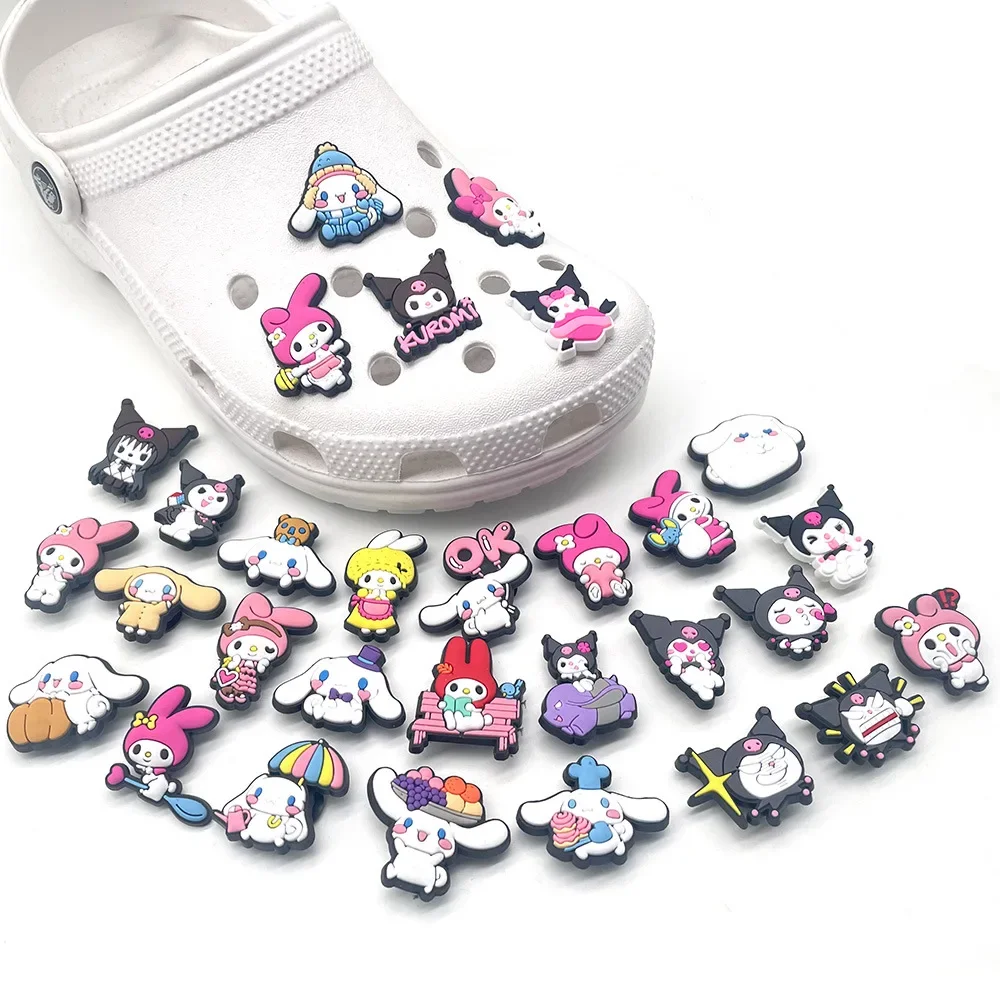 Sanrio Hole Slipper Buckle Cute Kuromi Shoes Silicone Decorare Scarpa Fibbia Pantofola Sandalo Scarpa Accessorie Ragazza Regalo Di Compleanno