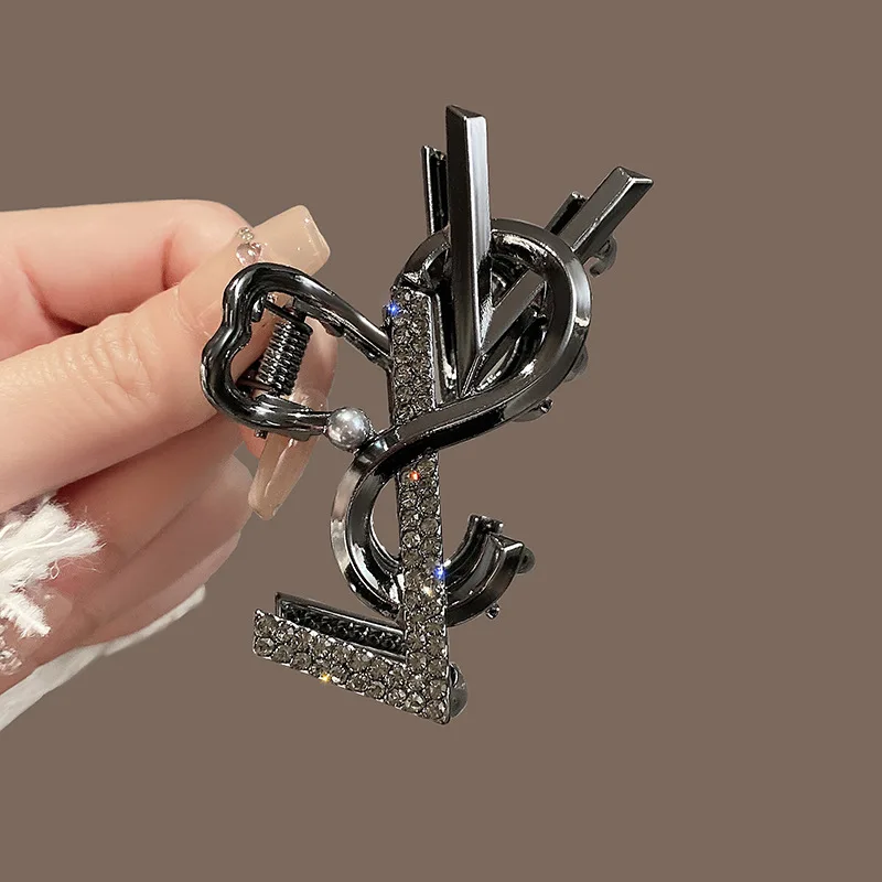 Hair Accessories Luxury Brand For Women Fashion Elegant Hairgrips Large Hair Claw Clips Girls Hairpins Korean Style
