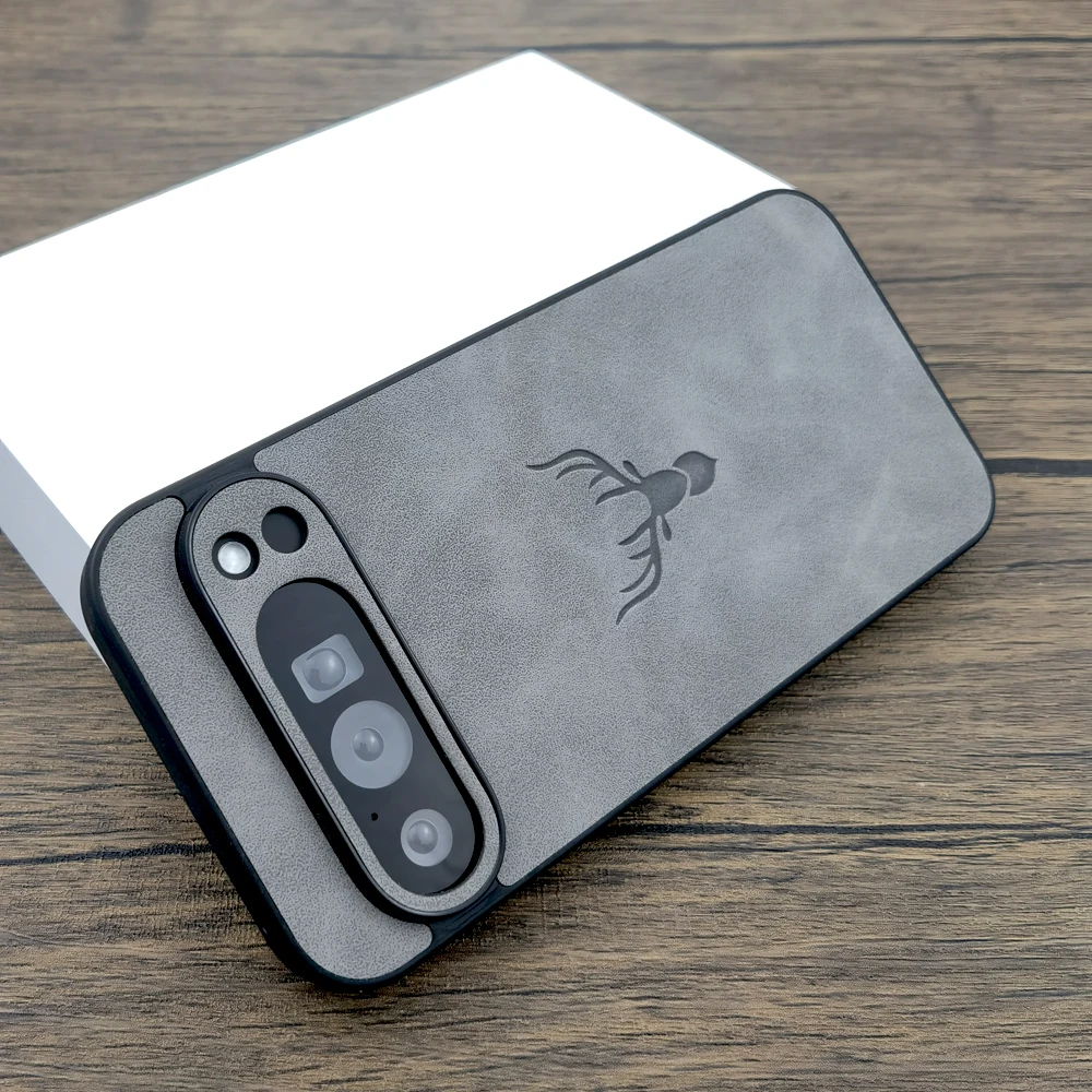 Vintage Leather Phone Case - Elegant Retro Design Cover
