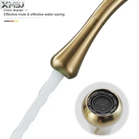 ก๊อกน้ำอ่างล้างหน้าสีทองขัดเงา ก๊อกน้ำสีดำแบบติดตั้งบนเคาน์เตอร์ ก๊อกน้ำอ่างล้างหน้าแบบผสมน้ำร้อนน้ำเย็น ก๊อกน้ำทองเหลืองสำหรับห้องน้ำ 3