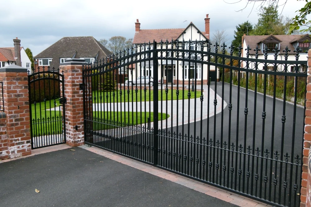 Factory Wholesale Iron Gate Grill Designs Wrought Iron Gate Iron Gate Designs Simple 2