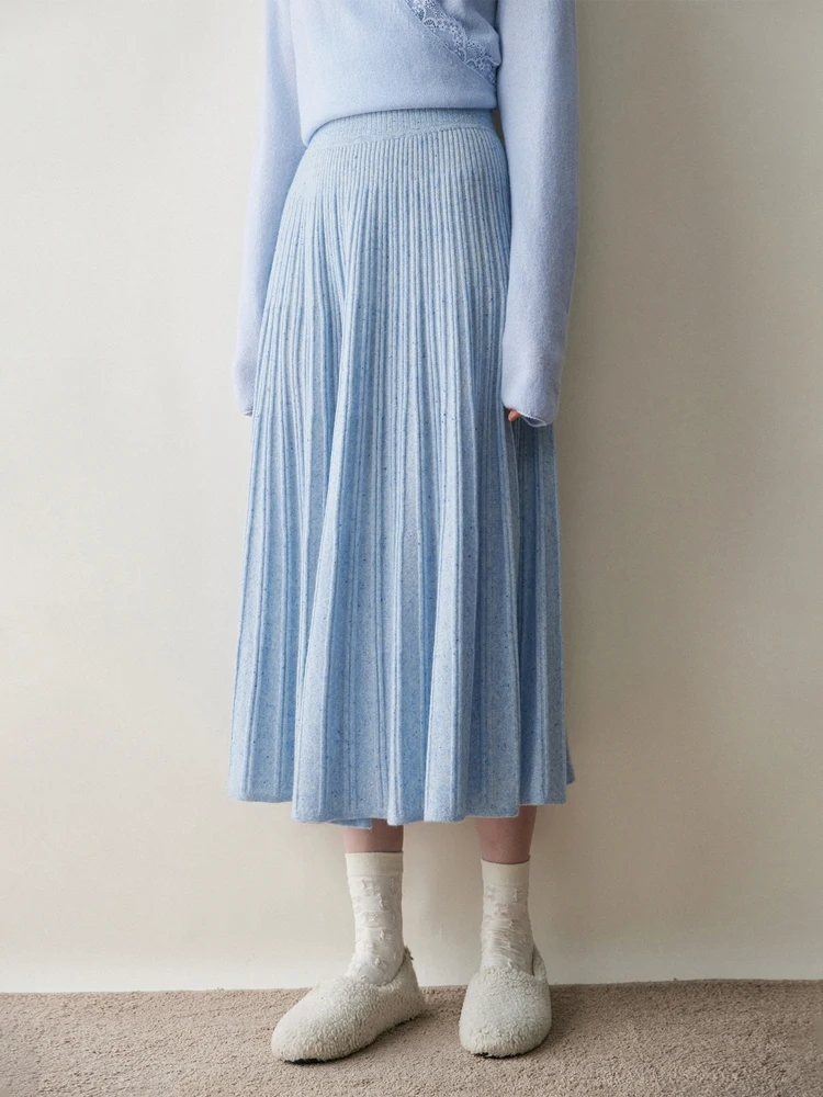 Chic Cashmere Skirt - Lifestyle 14