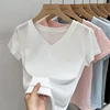 عالية الجودة بلون الخامس الرقبة تي شيرتات قصيرة الاكمام المرأة الصيف 2025 عادية فضفاضة تناسب تنوعا القمم Harajuku الشارع الشهير