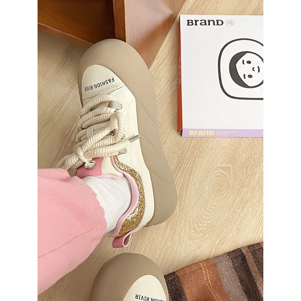 Solid Soft Sole Cute Women Casual Shoes 2024 Spring New Women Shoes Retro Beige Thick Sole Shoes Comfortable Fashionable 24-149