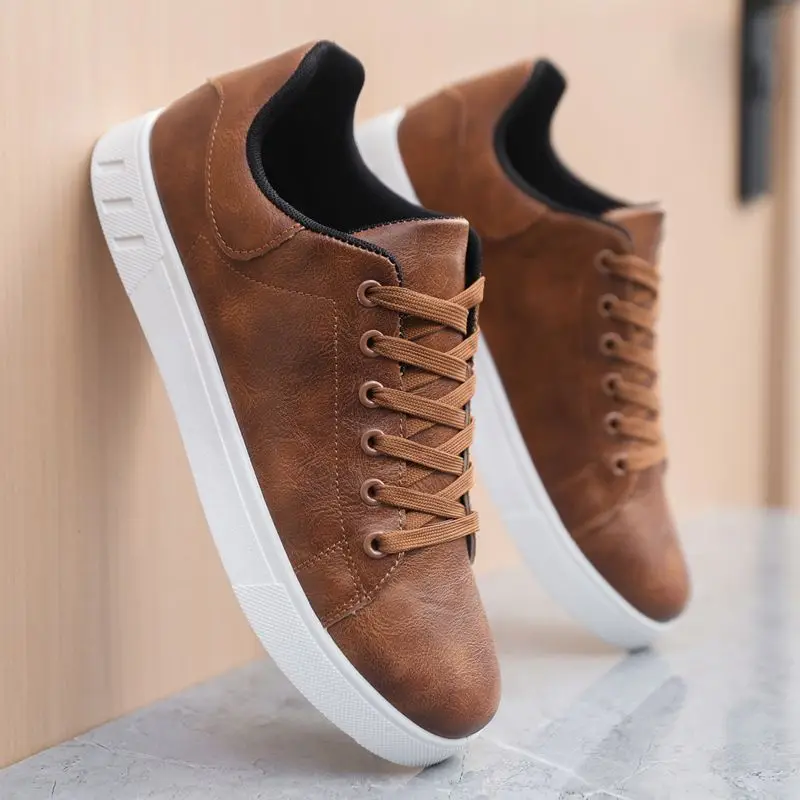 2026 Men's Shoes New Style Four Seasons Fashionable Versatile Soft Bottom White Casual Shoes Breathable Summer Zapatillas Hombre 3