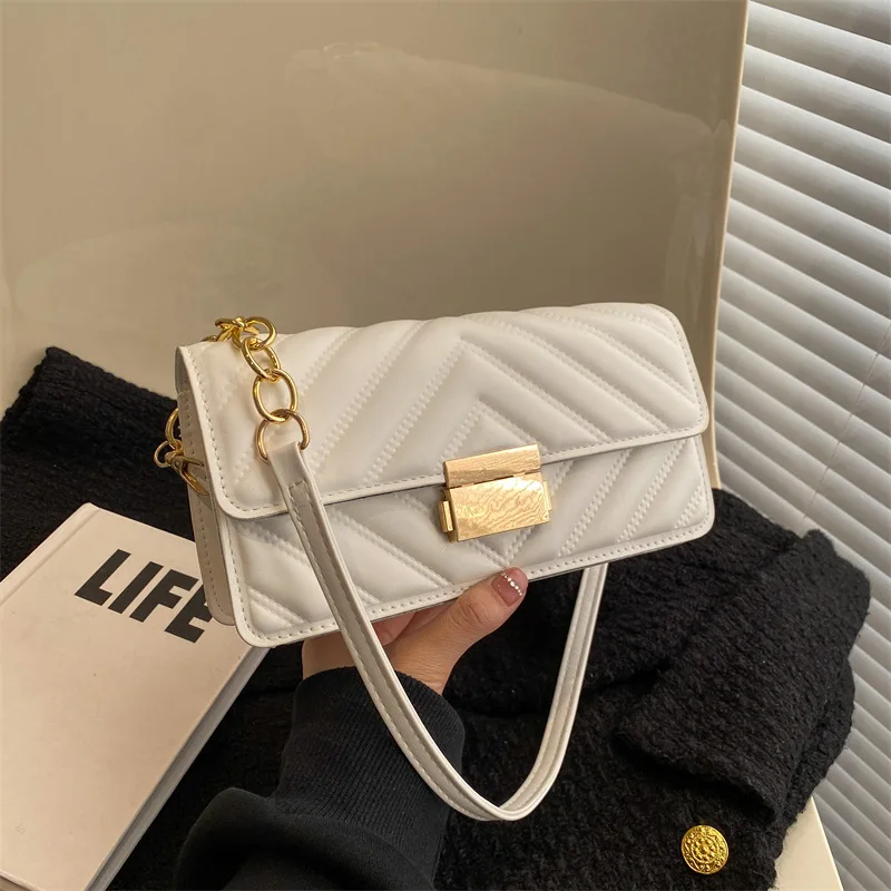 Popular Chain Armpit Bag V Pattern Luxury Designer Handbags Ladies Fashion Shoulder Bags For Women