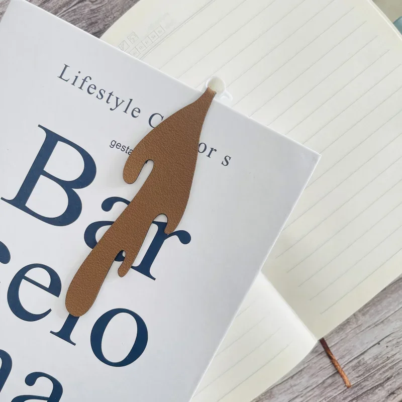Cute Spilled Coffee Bookmark Corner Marker for Reading Funny Bookmarks for Reading Corner Bookmark Stationery School Supplies bookmark page holder,bookmark holder